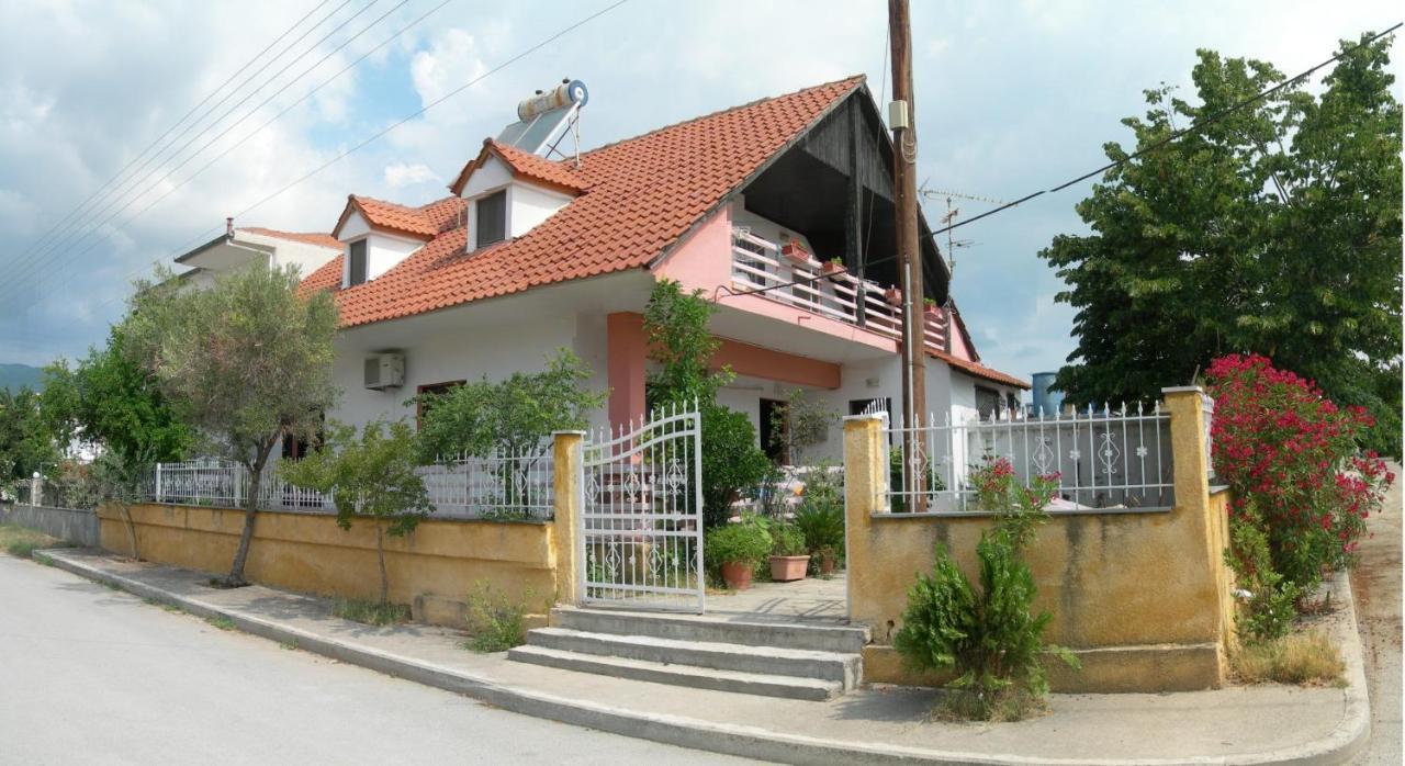 Villa Magda Неа-Врасна Экстерьер фото